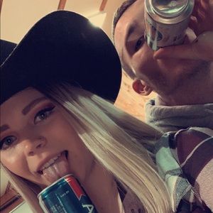 Meet your Posher, Karlee